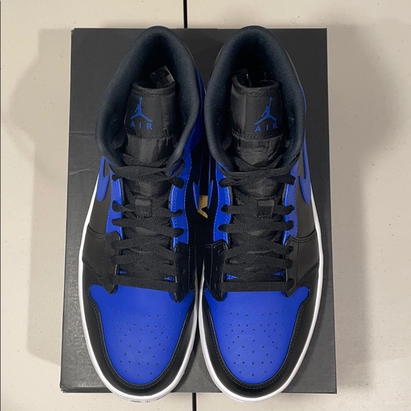 NEW Nike Air Jordan 1 Retro OG Mid Hyper Royal - Picture 5 of 8